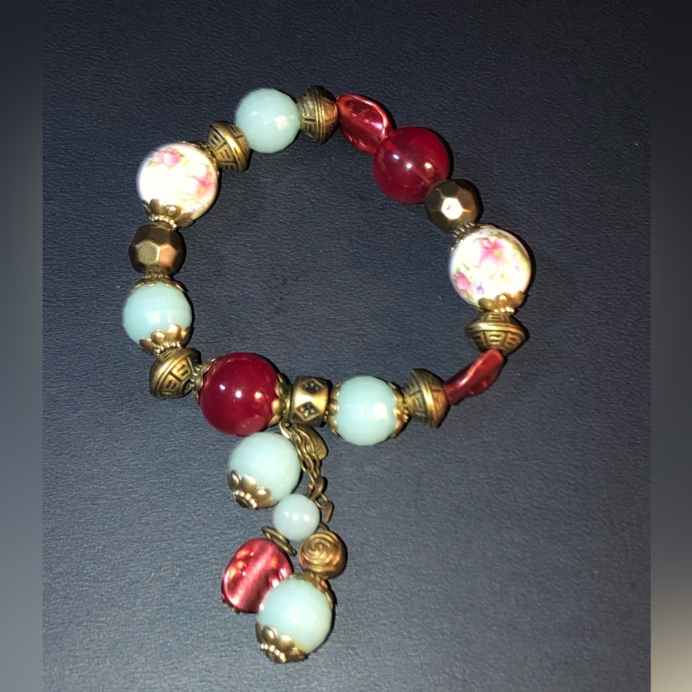 Colorful Floral Bead Bracelet Gold Red Pink Celadon Green
